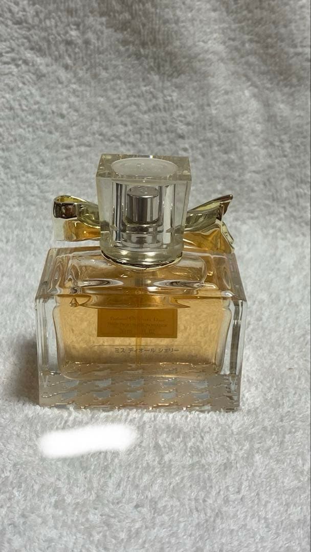香水(女性用) Miss Dior Cherie Eau de Parfum30ml