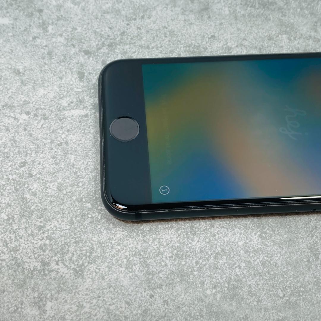 【美品】iPhone8 64GB SIMフリー MQ782J/A スペースグレイ