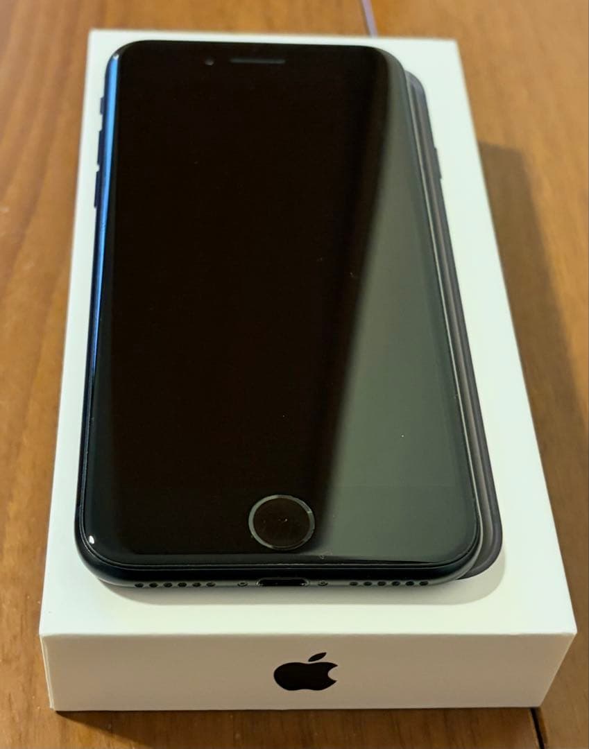 スマートフォン本体 Apple iPhone SE 3 Midnight 128GB