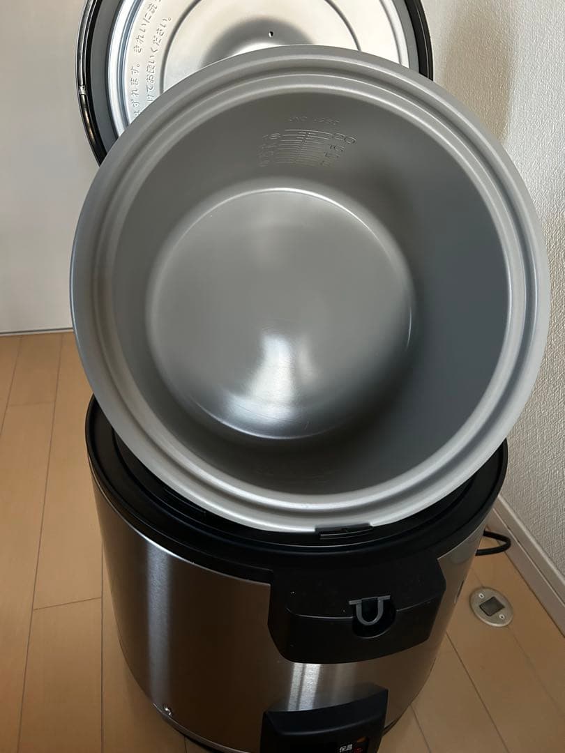 TIGER 業務用炊飯器 JNO-A361 3.6L 2025年製　美品