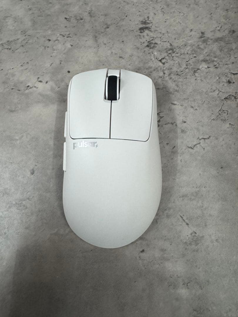 pulsar XLITE ホワイト Mサイズ