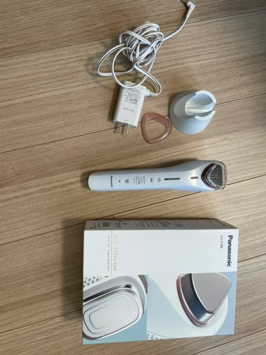 Panasonic イオンエフェクター　EH-ST86-P