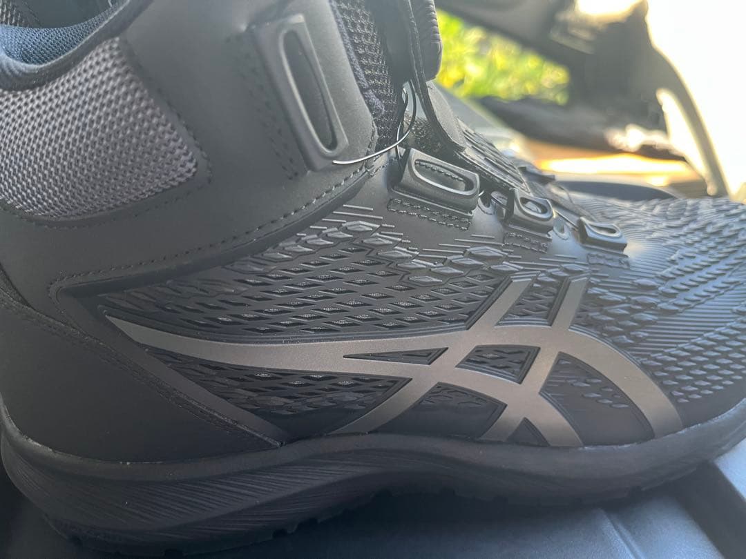 asics BOAシステム安全靴 ブラックガンメタCP122