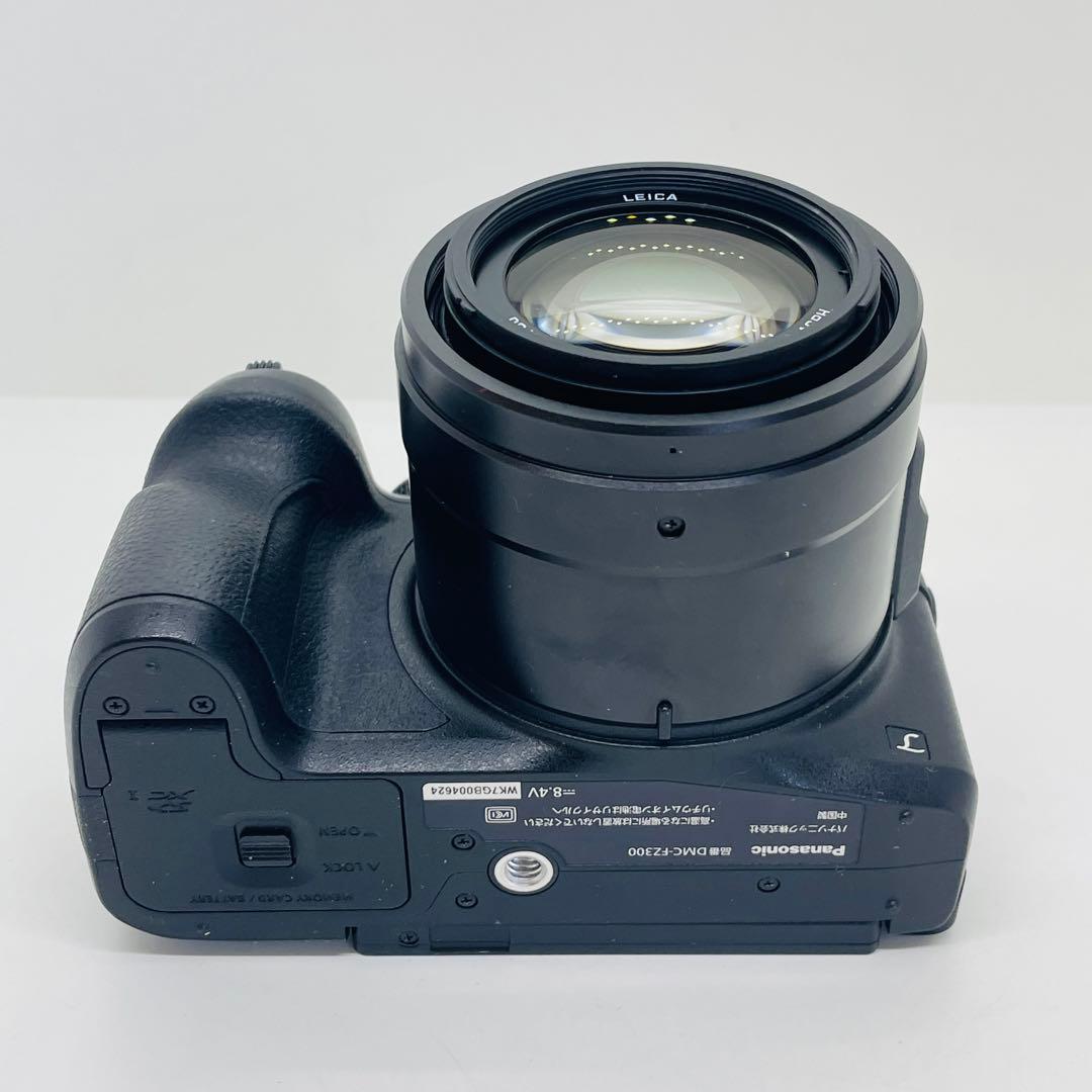 Panasonic パナソニック　デジタルカメラ　DMC-FZ300
