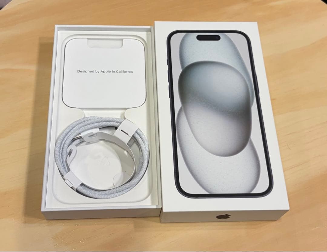 Apple iPhone 15 128GB 本体 Apple購入　SIMフリー