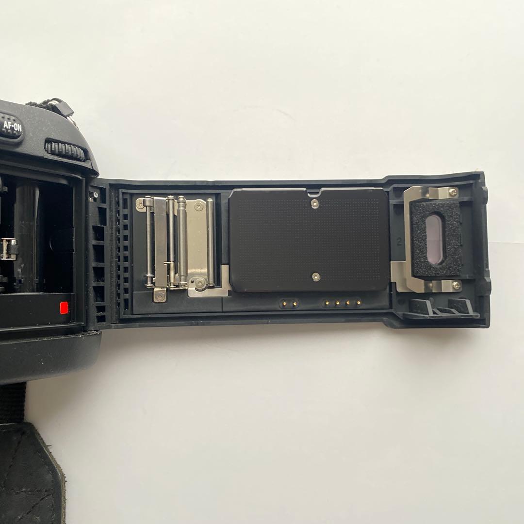 Nikon F100 一眼レフカメラ 28-106mmレンズ付き