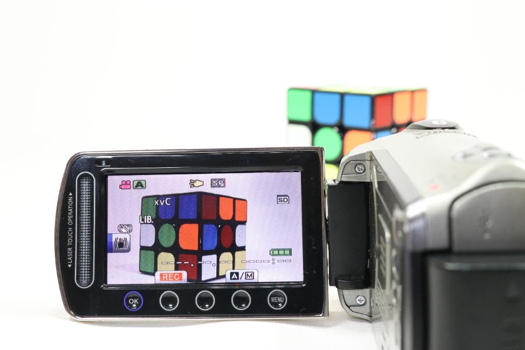【美品】 JVCビクターEverio HD ビデオカメラGZ-HM570-S