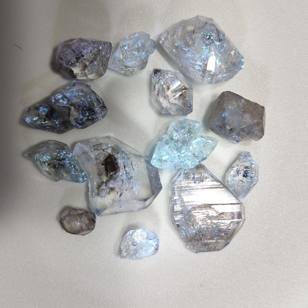 パワーストーン　天然石　オイル入り水晶　7g　No.555る