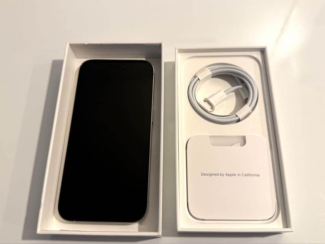 【シャッター音無しUS版】 Apple iPhone 14 Pro シルバー