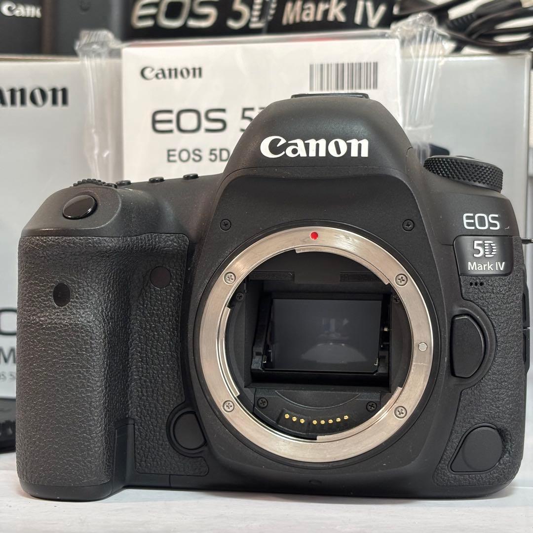 お値下げ【美品】Canon EOS 5D Mark IV 20,591枚
