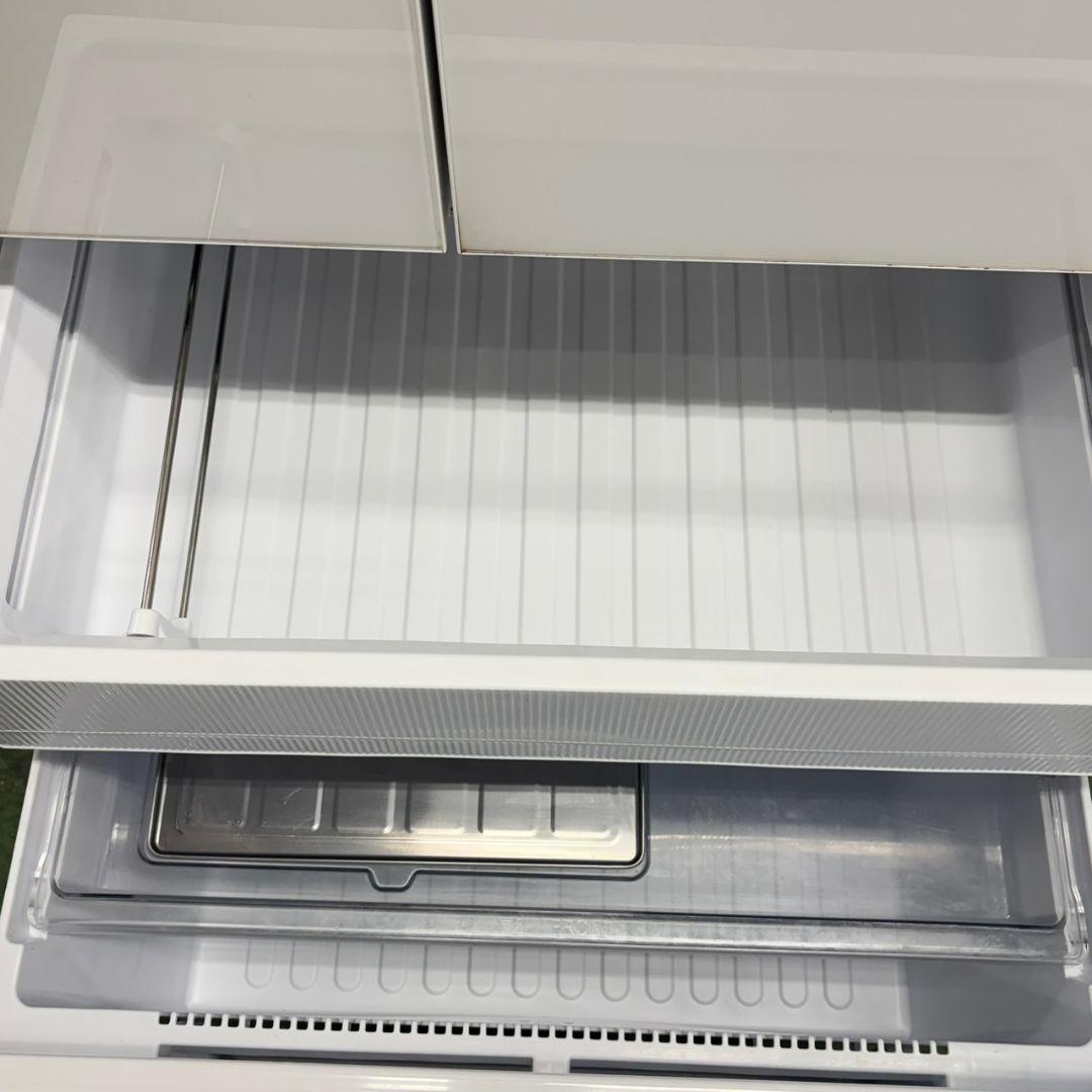 884 収納満載SHARP大型冷蔵庫！自動製氷　ガラストップ　480L　ホワイト