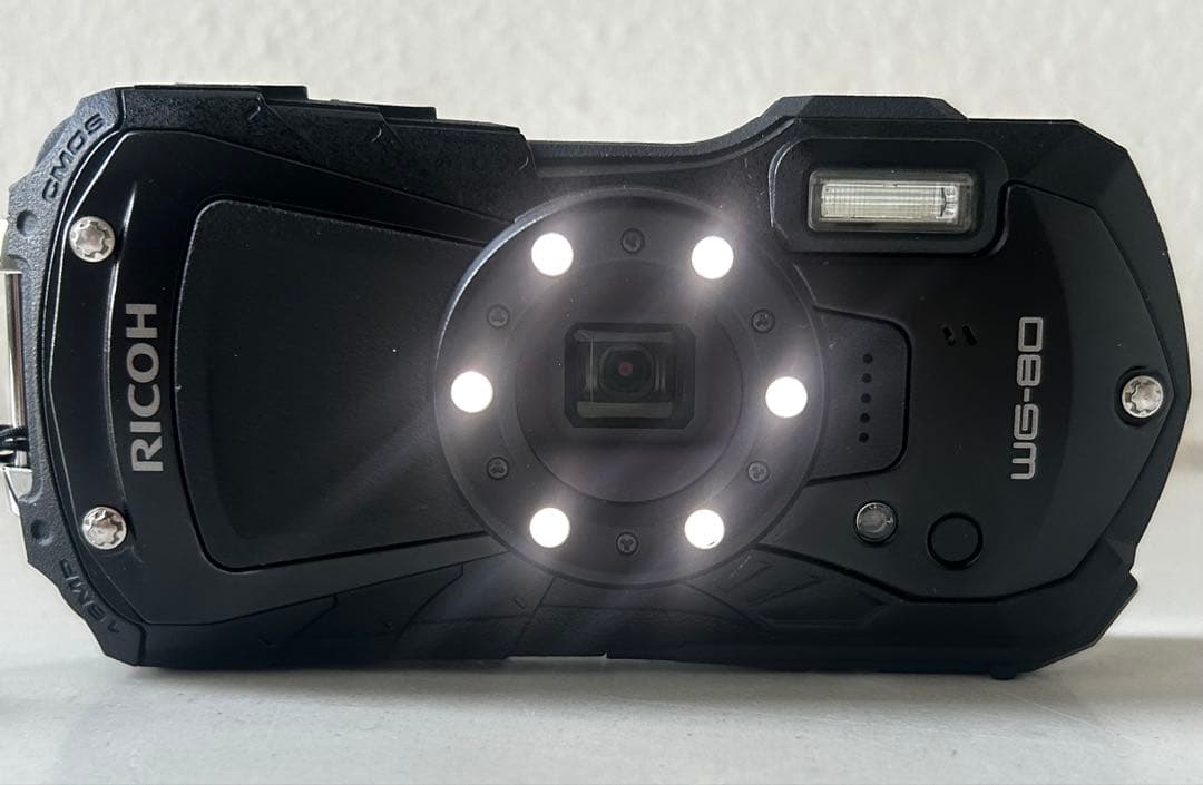 【ほぼ新品】RICOH WG-80 ブラック 防水カメラ