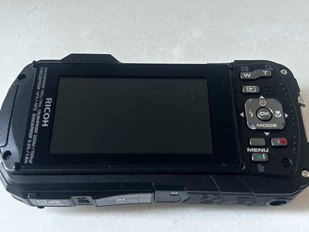 【ほぼ新品】RICOH WG-80 ブラック 防水カメラ