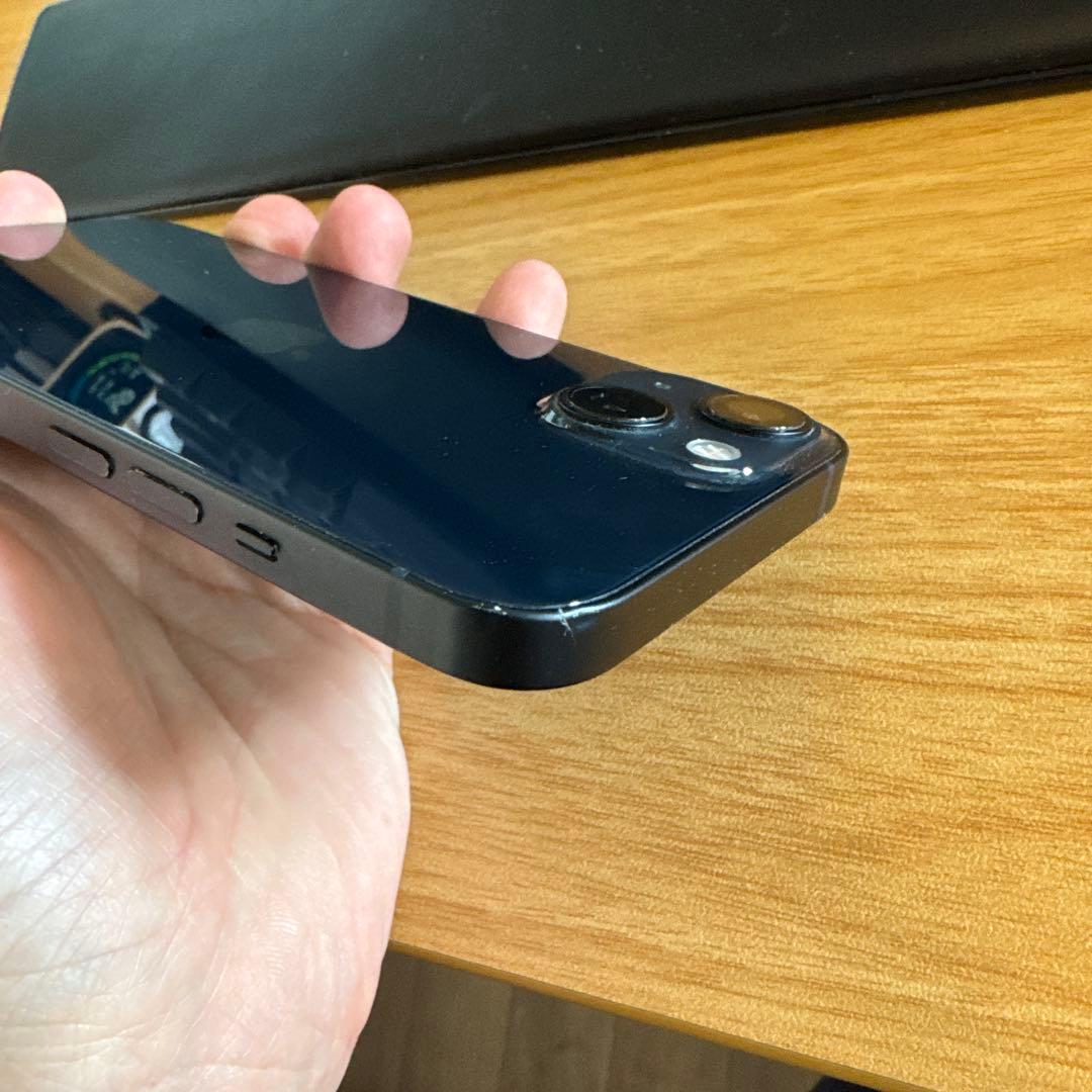 iPhone 13 128GB ミッドナイト SIMフリー　人気ケースおまけ