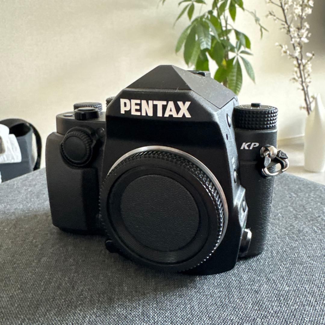 PENTAX KP 18-135mmと55-300mmセット