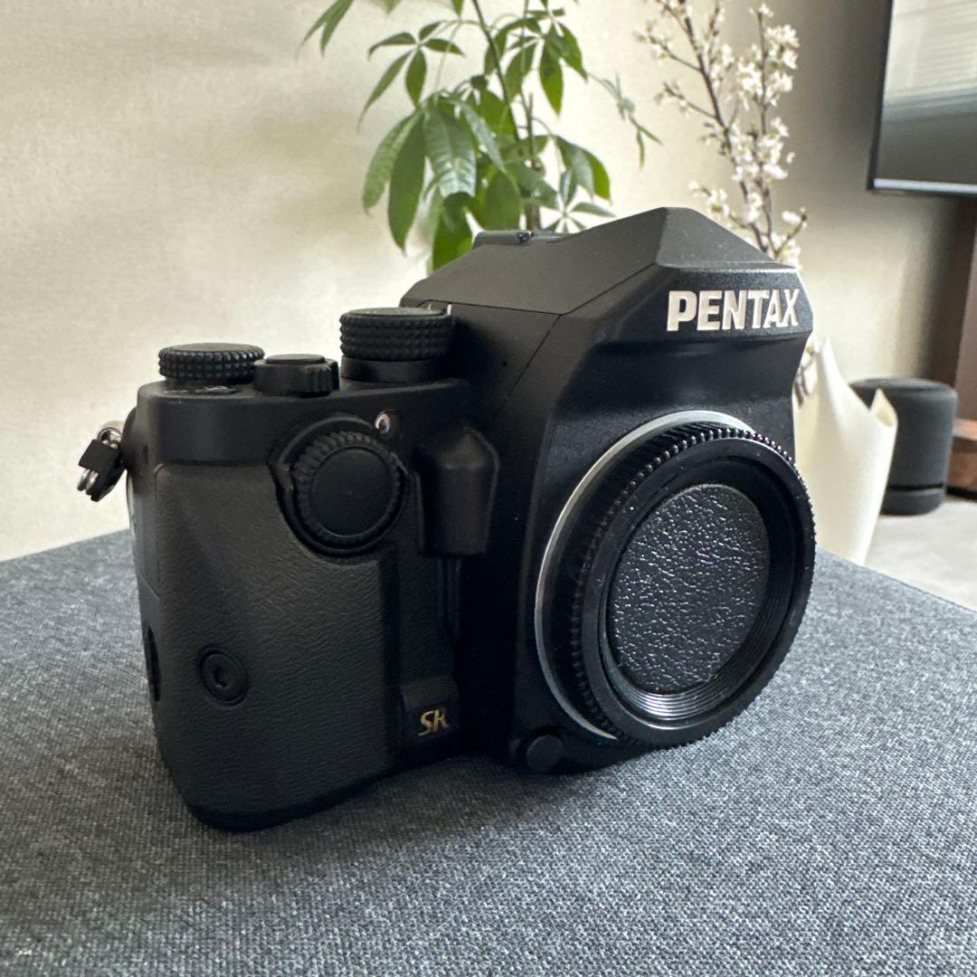 PENTAX KP 18-135mmと55-300mmセット