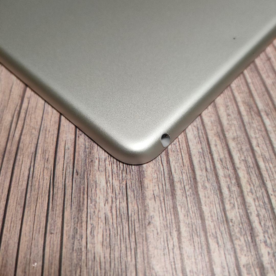 iPad mini 第5世代 64GB シルバー 新品近い
