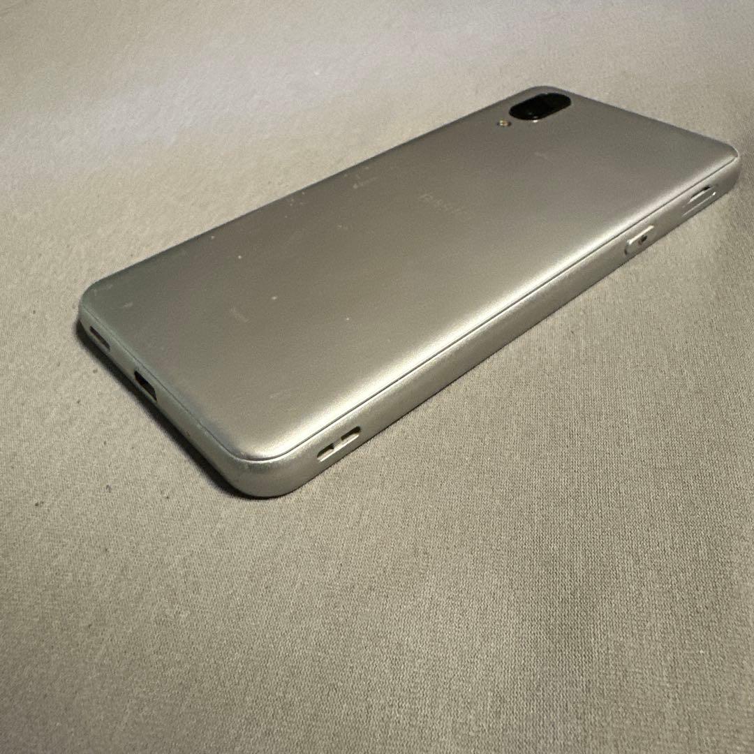 BASIO active SHG09 au シルバー 64GB SiMフリー