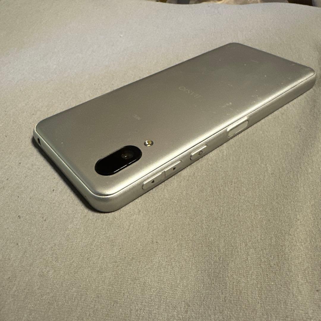 BASIO active SHG09 au シルバー 64GB SiMフリー