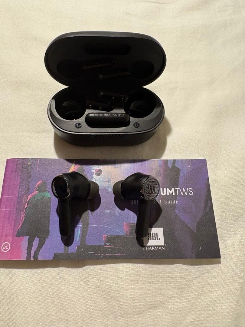 JBL QUANTUMTWS ゲーミングイヤフォン