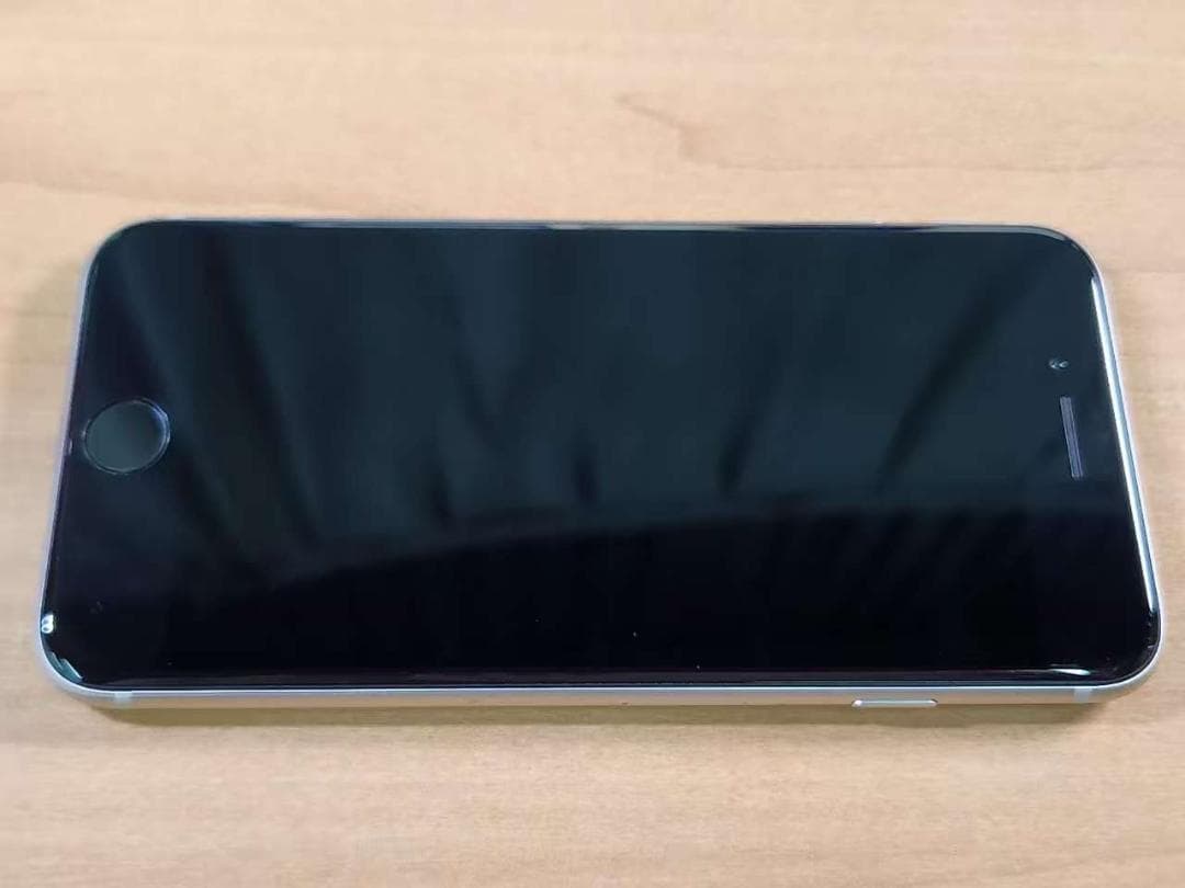 020300J iPhone SE A2782 64GB第3世代 最大容量92%