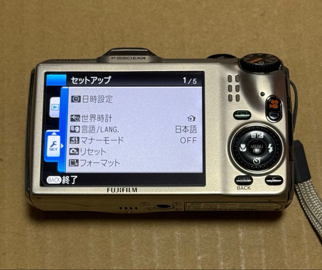 フジフィルム FUJIFILM ファインピクス F550EXR シルバー