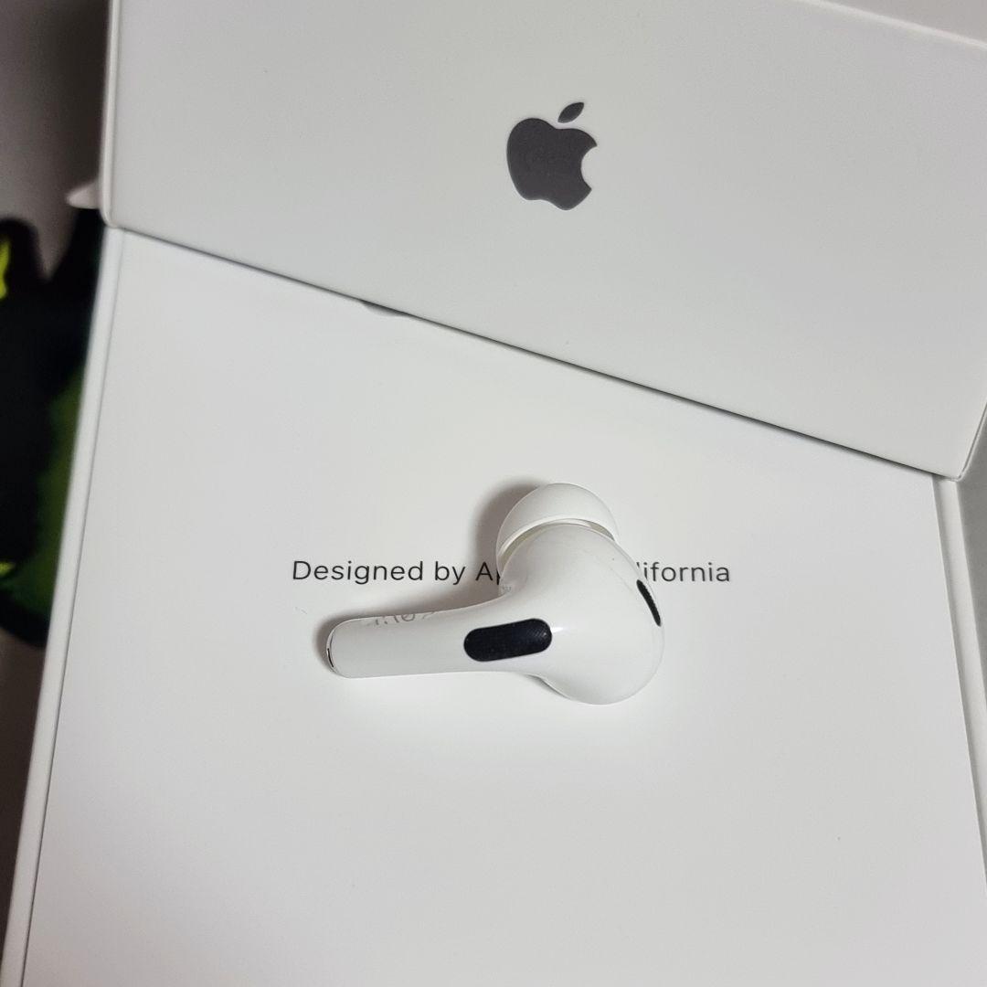 極美品　AirPods Pro 2 左耳のみ イヤホン A3048 35