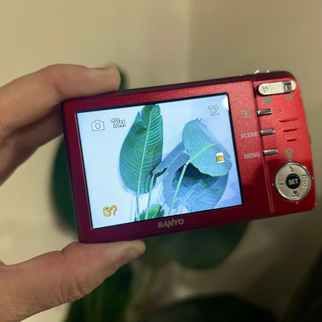 美品 コンデジ sanyo サンヨー DSC-X1200 レッド 赤 フルセット