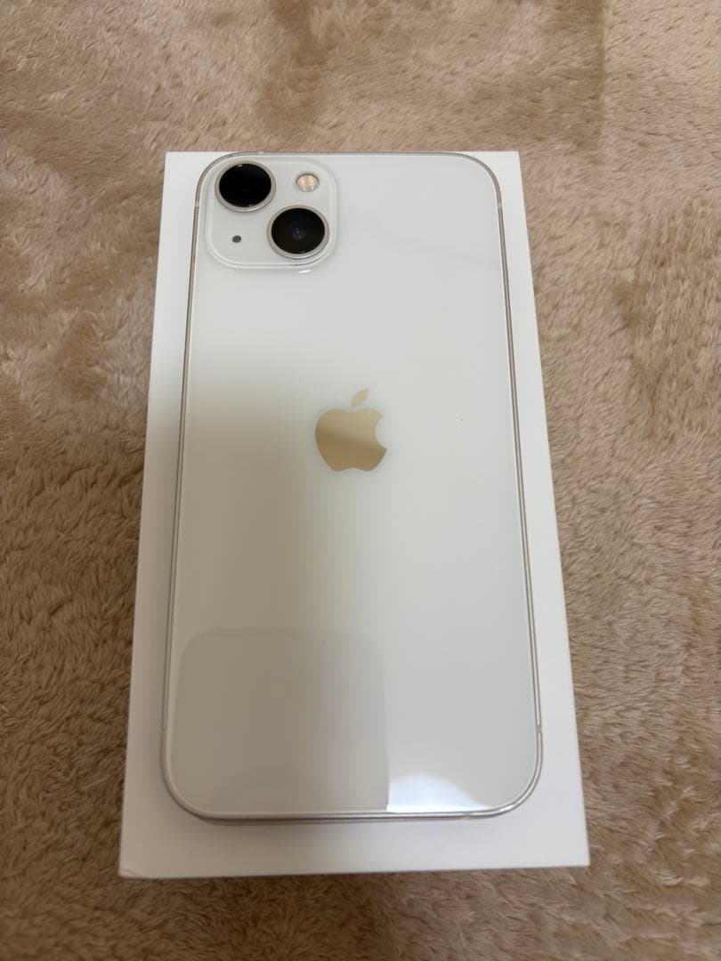 iPhone13 スターライト256GB