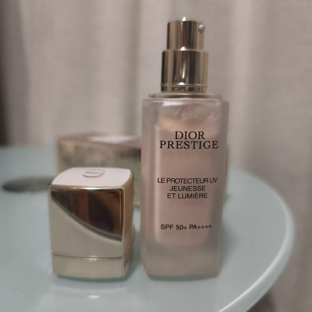 ⬛︎Dior Prestige ホワイトルプロテクターUVルミエール⬛︎シアー
