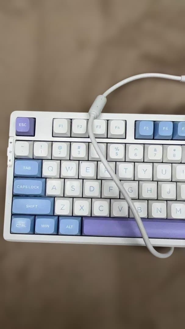 VGN V98 Pro 海塩ブルー 三模無線 1ms低遅延 静音軸