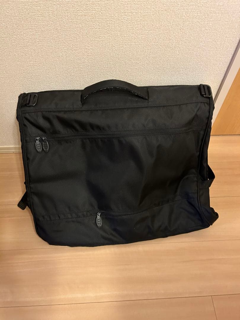 TUMI ガーメントバッグ　黒　トゥミ