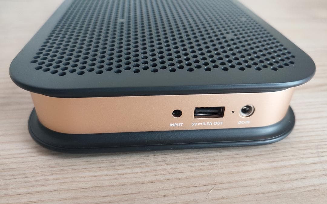 Bang & Olufsen スピーカー B&O Beoplay A2 黒 銅色