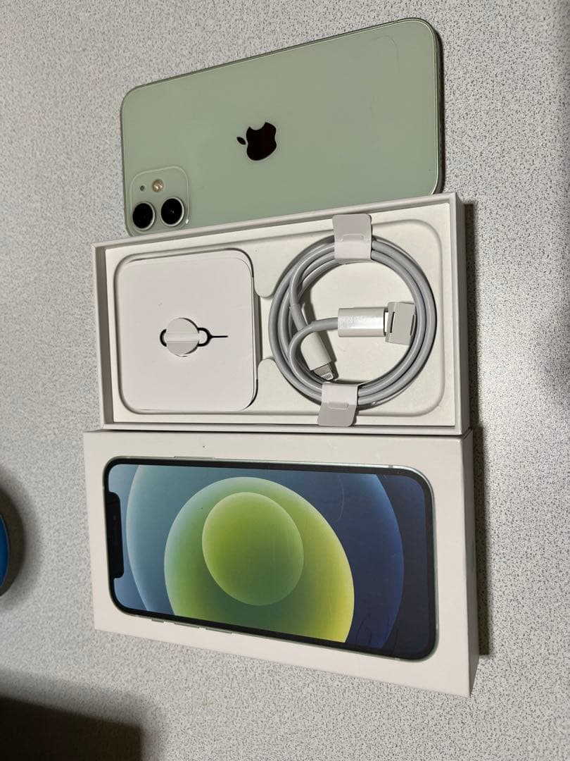 iPhone 12 mini 128GB グリーンSIMフリー 箱付き動作良好