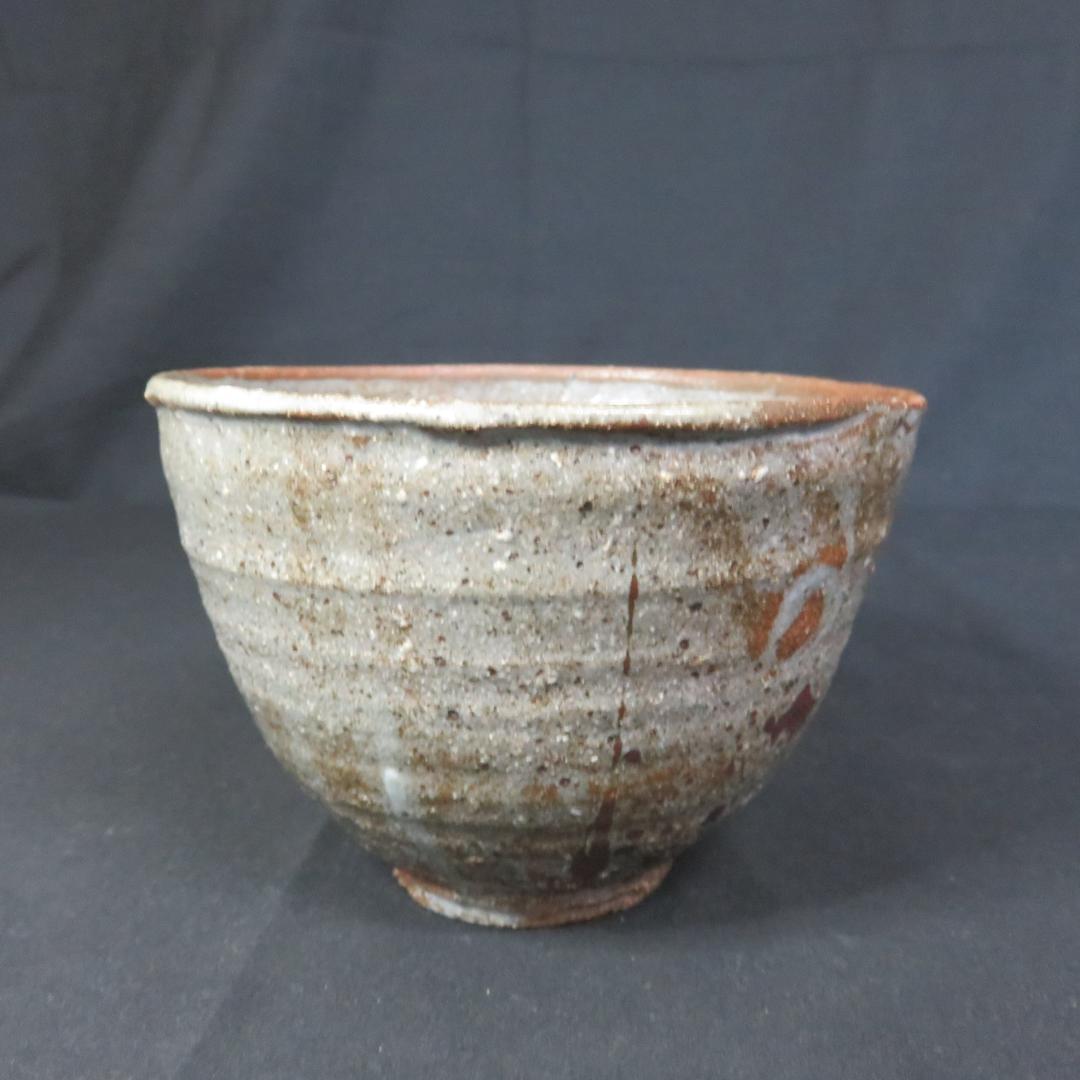 茶碗 刷毛目 無名 茶道具 茶器 抹茶碗 灰 掛釉 渋め 輪