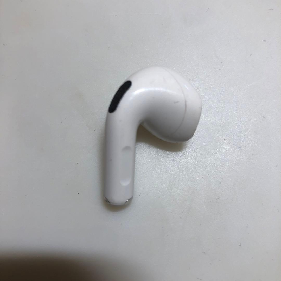Apple AirPods 第4世代　右耳　右側　右