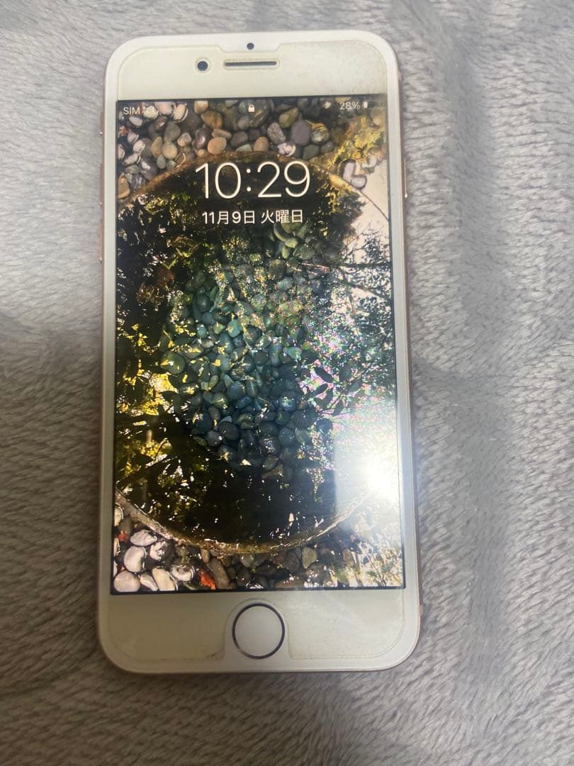 i*e様 iPhone8 64㎇