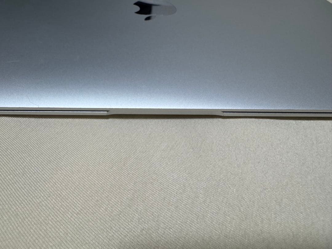 Apple MacBook Air M1 8GB 256GB シルバー