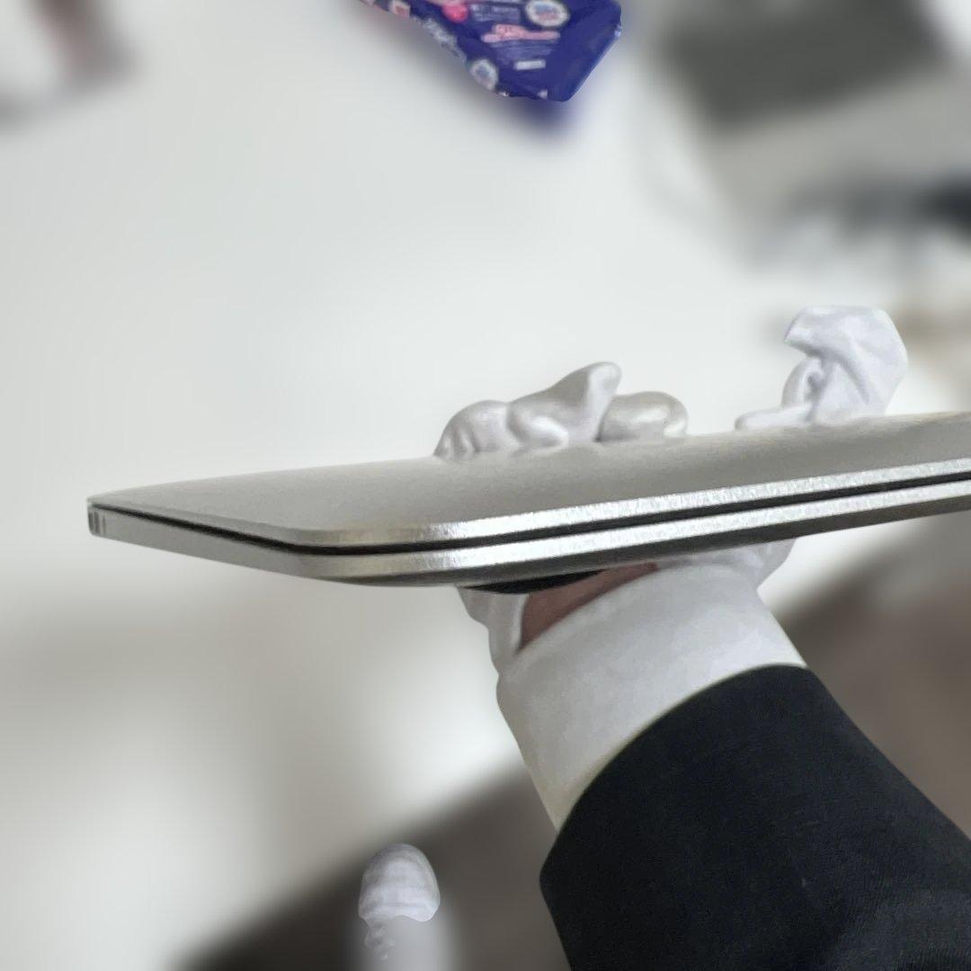 MacBook本体 MacBook Air (13-inch, Mid 2012)