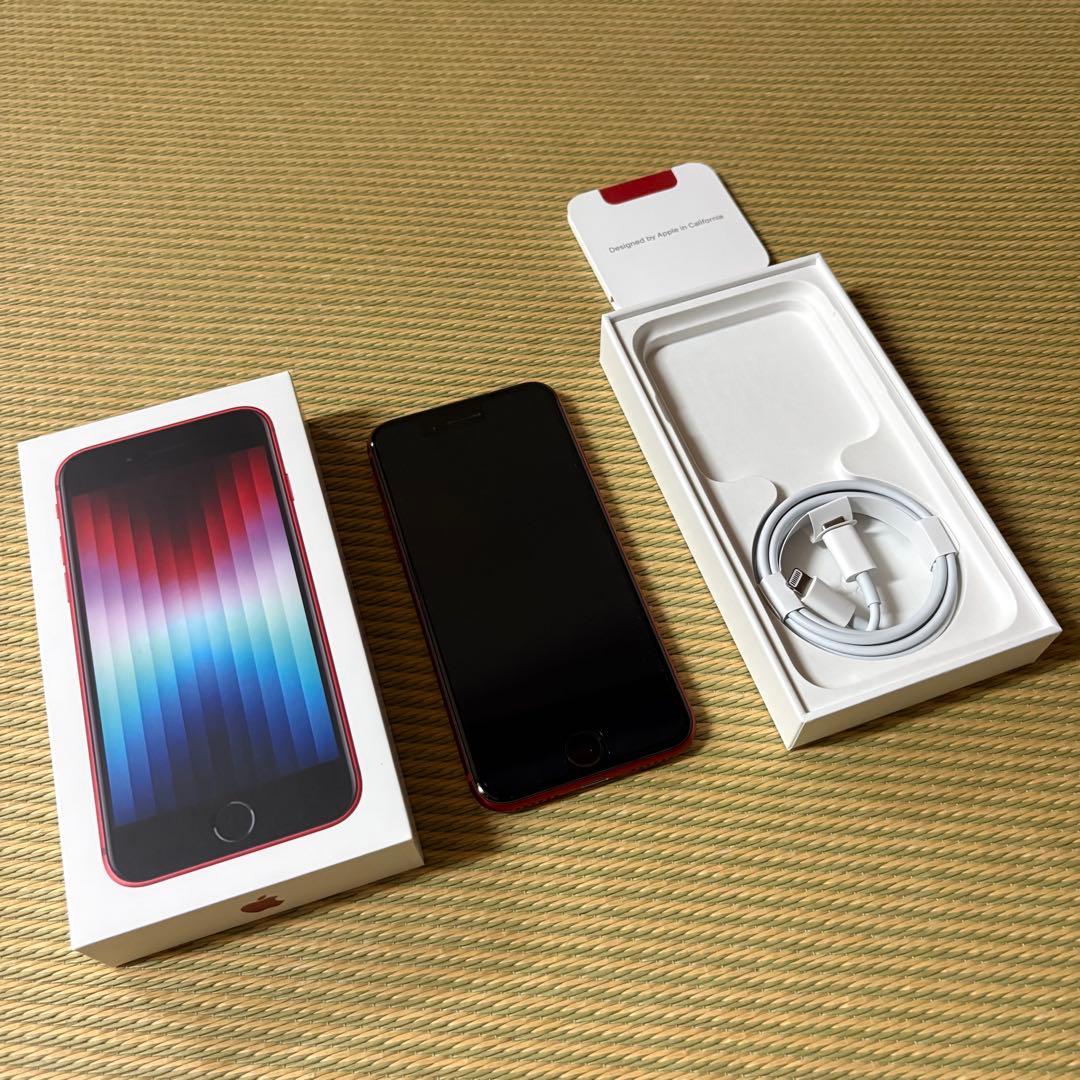 iPhone SE3 (第3世代) 本体 レッド 64 GB SIMフリー 赤
