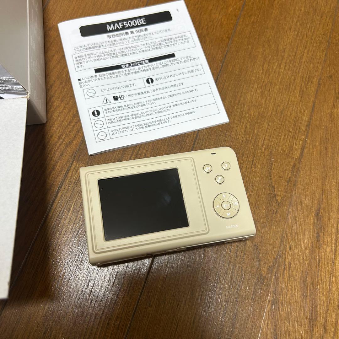 【新品】MOVIO オートフォーカスデジタルカメラ　SDカード付き