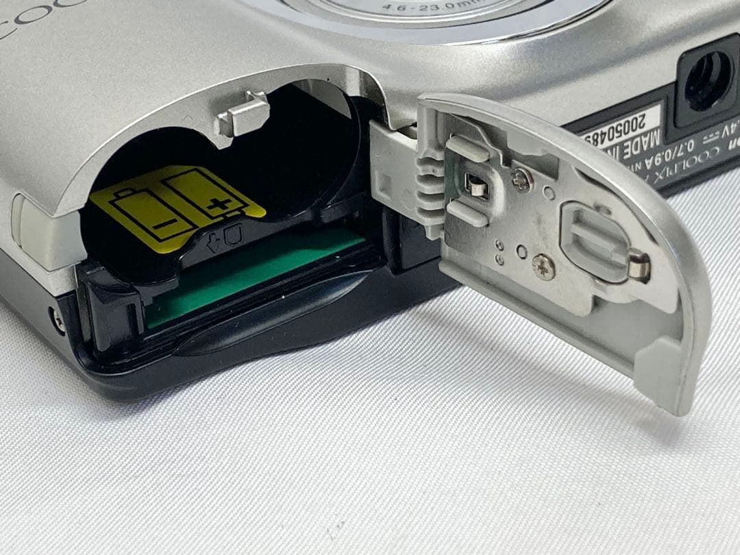 Nikon COOLPIX A10 デジタルカメラ