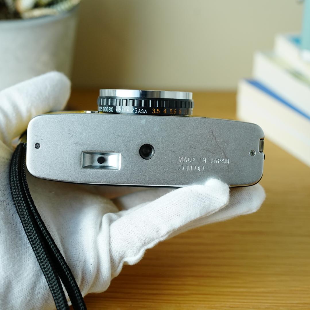 OLYMPUS PEN EE-3 イエロー【整備済完動品】