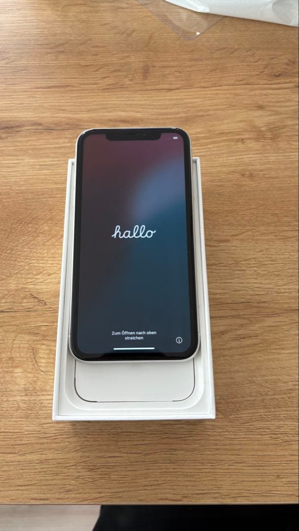 Apple iPhone 11 ホワイト 64GB