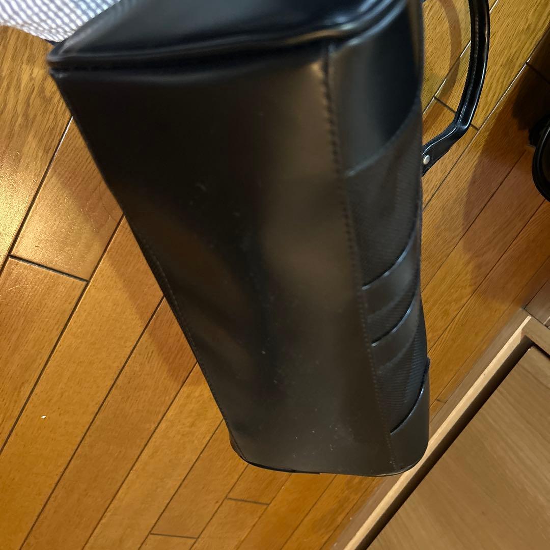 swany キャリーバッグ　4輪　付属ハンドバッグ付き