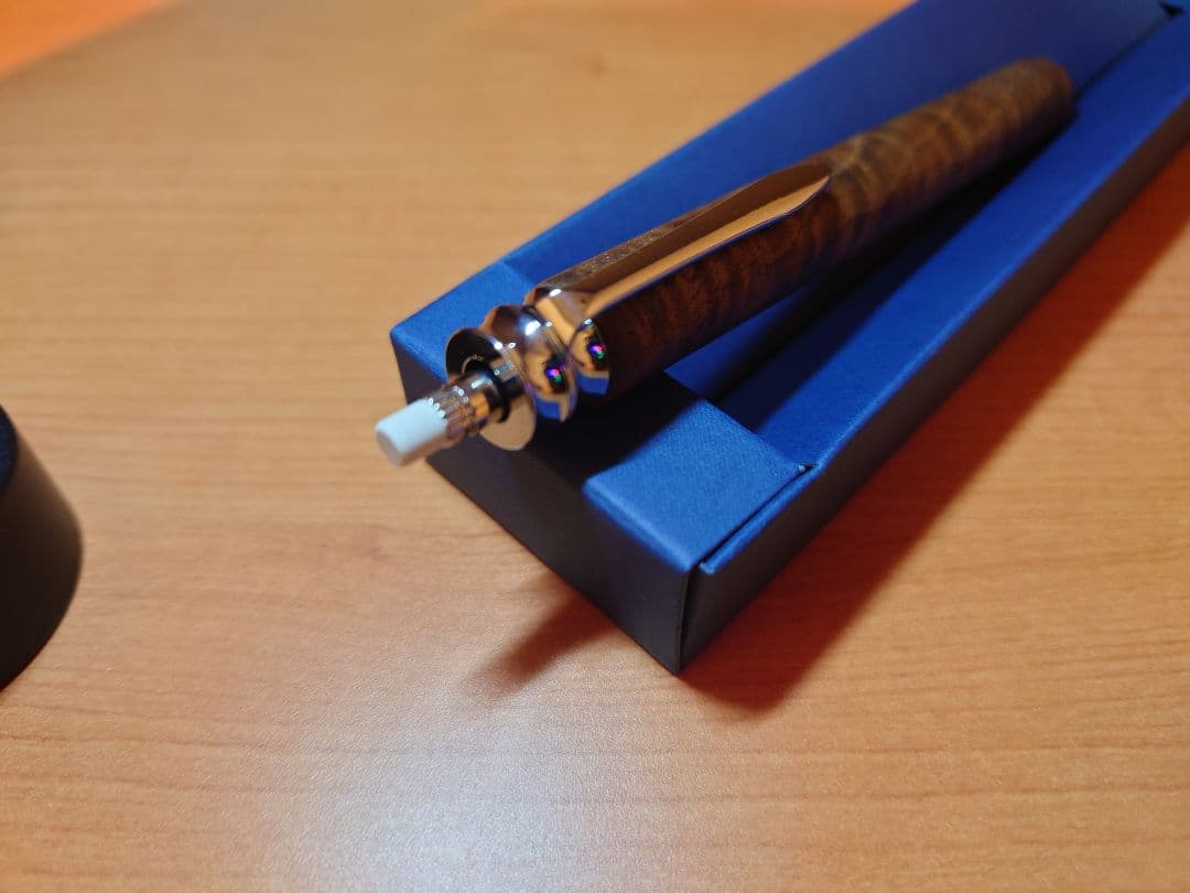 Framberg バストトゥーンウォールナット　細軸 シャープペンシル　0.5