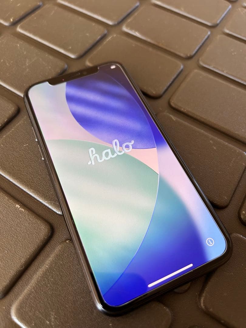 iPhone 11 Proスペースグレー 本体 Supremeケース付