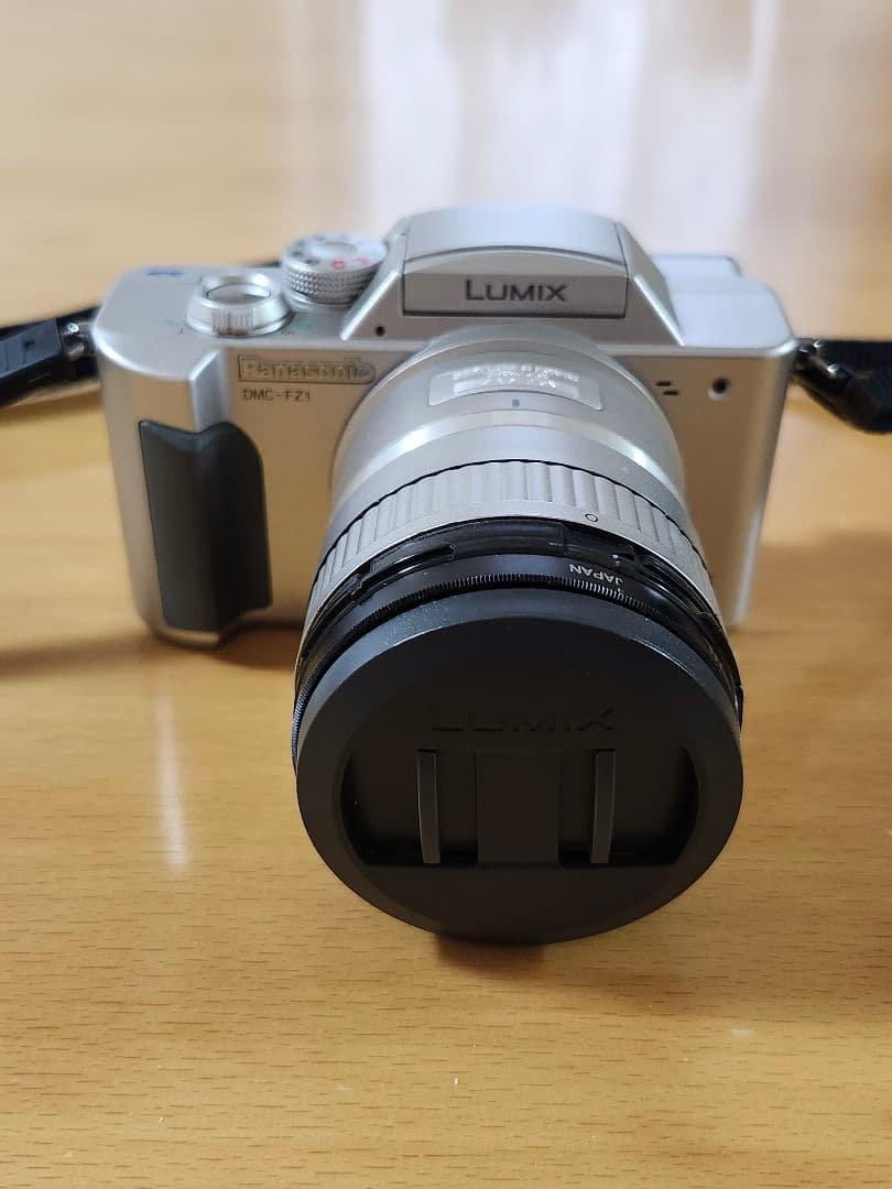 Panasonic DMC-FZ1 デジタルカメラ