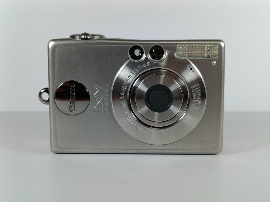 動作品 Canon IXY DIGITAL 200aシルバー コンパクトデジカメ