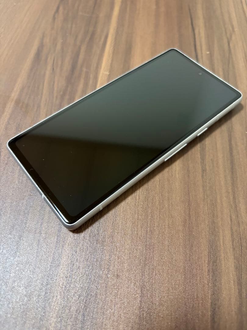 Google Pixel 7a スノー　本体（移行ケーブル付き）